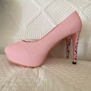 New Pink Fabric Platform Pumps Size 6.5 One of a Kind Prototype! 4 in heel Sexy